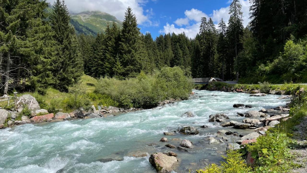 Ferienwohnung Mit Idyllischer Aussicht Klosters Dış mekan fotoğraf